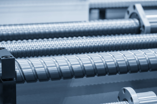 滚珠丝杠副备件装配现场特写。图片下载