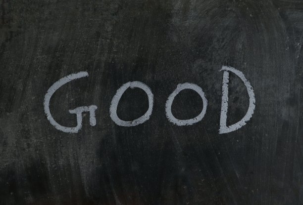 用白粉笔水平写在黑板上的好字图片下载