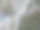 飞越冬季山脉与道路蛇形和松林。自顶向下视图。风景摄影图片下载