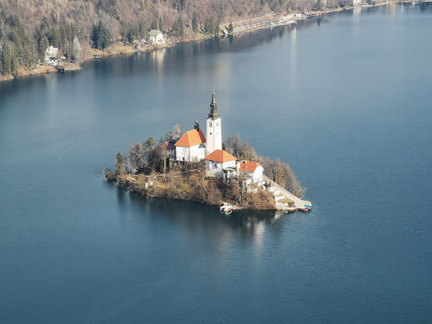 斯洛文尼亚布莱德湖的全景图片下载