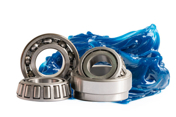 滚珠轴承与润滑脂锂机械润滑汽车和工业隔离在白色背景。图片下载