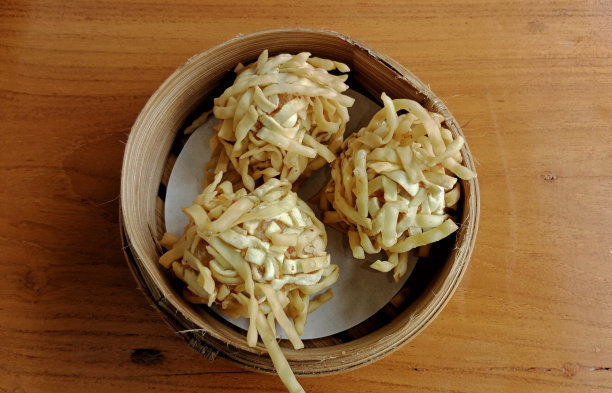 炸红毛丹虾点心图片下载