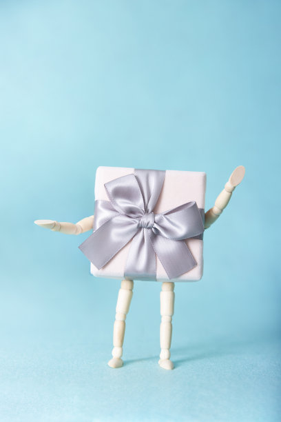 卡通人物模型，问候礼盒模型图片下载