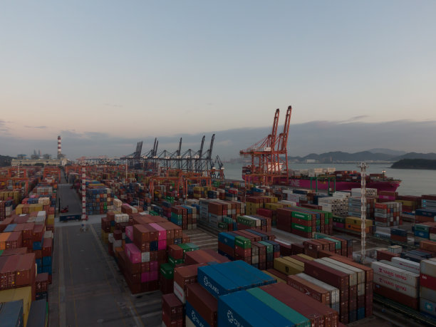 智能货柜码头图片下载