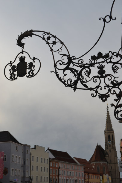 酒吧前的招待标志图片下载