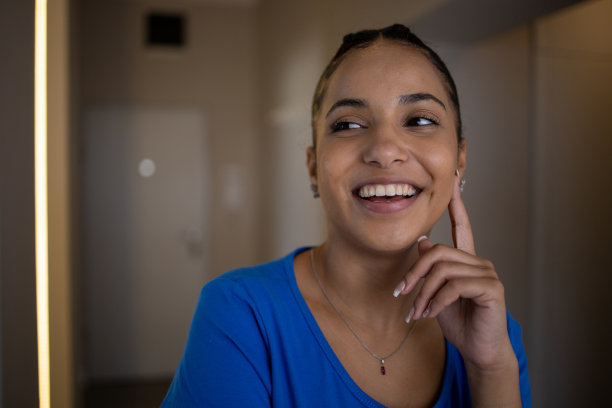 漂亮的女人图片下载