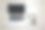 现代笔记本电脑，眼镜和办公文具放在白色木桌上，平放。远程学习图片下载