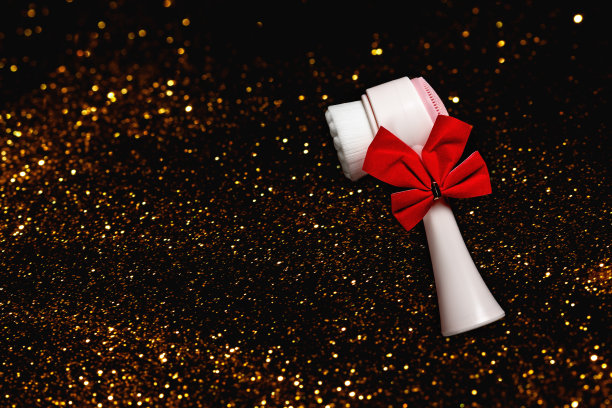 脸刷圣诞蝴蝶结。图片下载