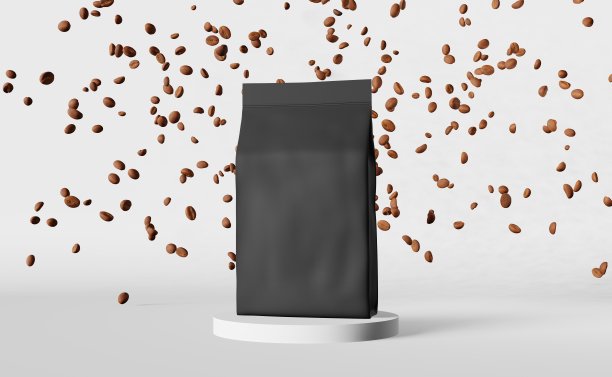 黑色袋袋坠落咖啡豆讲台三维渲染。商品折扣包装标志店设计促销销售。图片下载