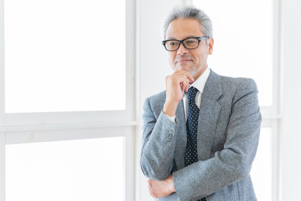 资深亚洲商人图片下载