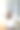 在家工作时伸展手臂的女人图片下载