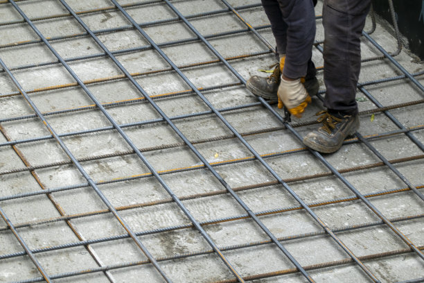 建筑工地的建筑钢筋图片下载