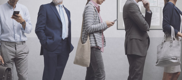 各种各样的人在排队图片下载