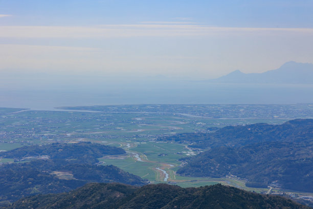 从佐贺县第二高的山上俯瞰图片下载
