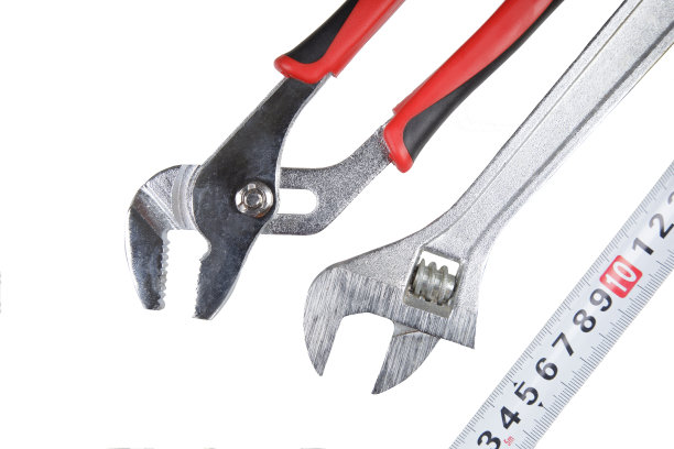 工具用于紧固隔离白色背景的螺母和螺栓图片下载