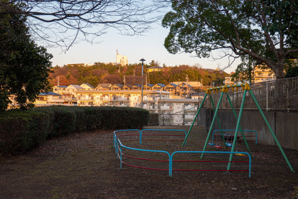 在公园的黄昏图片下载