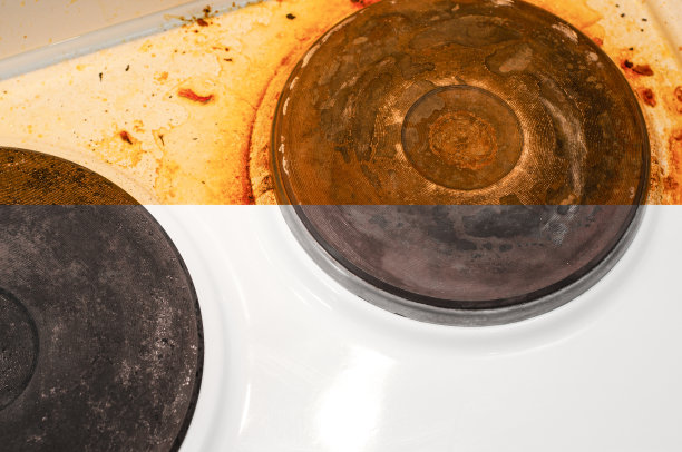 灶台前后用洗涤剂清洗。使用高品质的洗涤剂去除内置污垢的效果图片下载