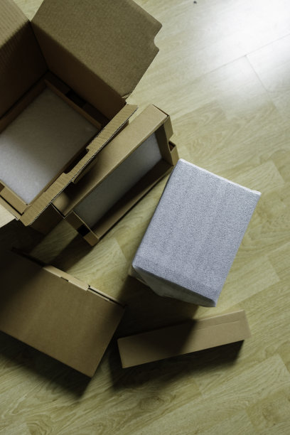 新资讯科技设备开箱图片下载