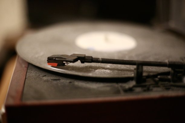 尘土飞扬的乙烯基图片下载