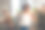 公司厨房里的一群办公室员工图片下载