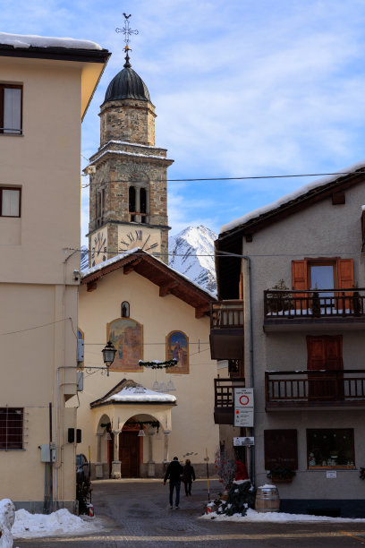 科涅意大利小镇教堂图片下载