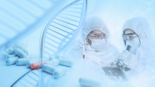 科学家在实验室用显微镜覆盖DNA链和药物胶囊图片下载