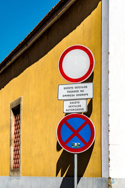 禁止停车标志图片下载