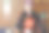 年轻的日本女子穿着和服跳着日本传统舞蹈图片下载