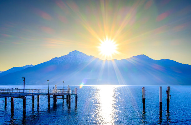 意大利的多玛索老城和港口图片下载