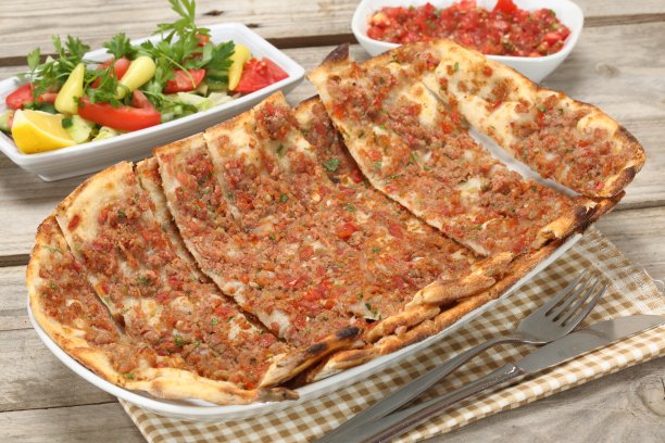 土耳其皮塔饼配肉末图片下载