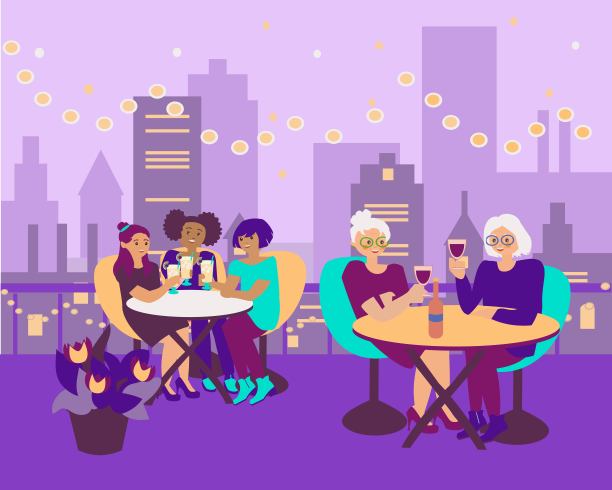 晚上，两个老太太和三个小女孩坐在屋顶咖啡馆或餐馆的桌子上，互相聊天，喝着酒。城市景观背景。卡通概念插画图片下载