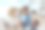 居家办公女儿打断了父亲坐在现代客厅里用笔记本电脑进行在线商务对话的时候图片下载