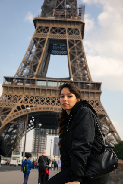 巴黎女子的肖像图片下载