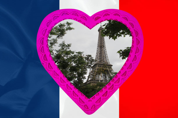 法国巴黎度假浪漫主义埃菲尔铁塔的背景上有一颗刻在法国国旗上的心图片下载