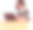 用笔记本电脑工作的女士图片下载