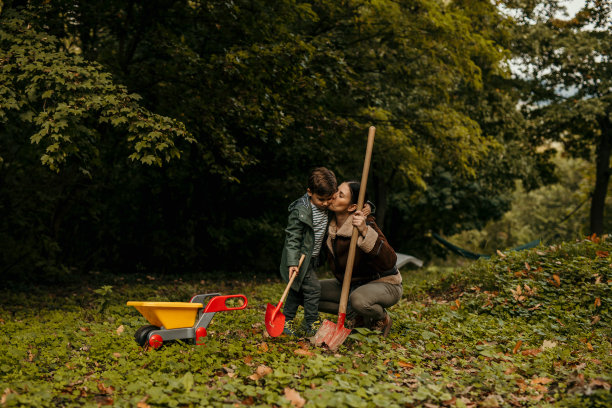 母子亲密时间图片下载