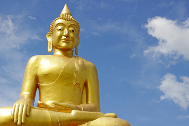 户外衬天的中介佛像图片下载