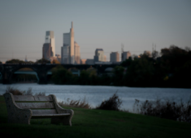 黄昏时分的费城图片下载