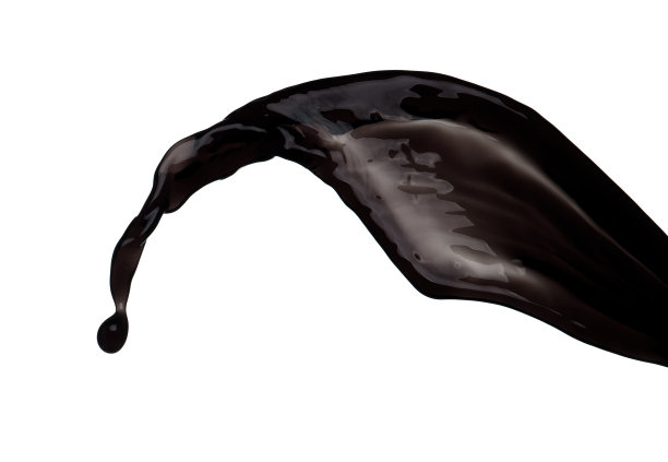 原油汽油的流动倾泻在白色的背景隔离。黑水液体滴下线。黑色墨水，咖啡饮料倒溅滴为黄金原油或粘性水图片下载