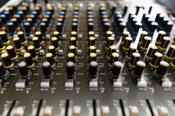 调音台音响设备调试器各种旋钮图片下载