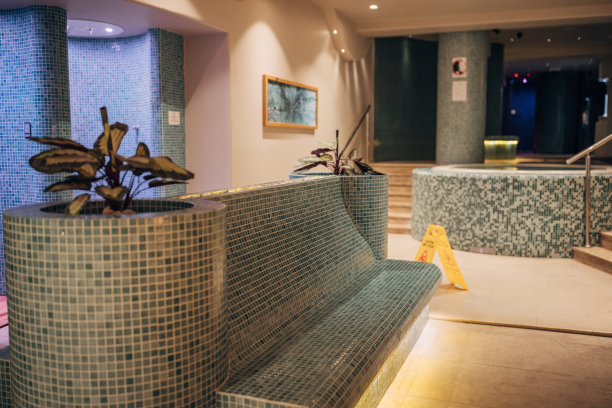 酒店水疗中心内部图片下载