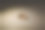 优雅的结婚戒指，新娘和新郎的黑色背景与高光，宏观，选择性的焦点。图片下载