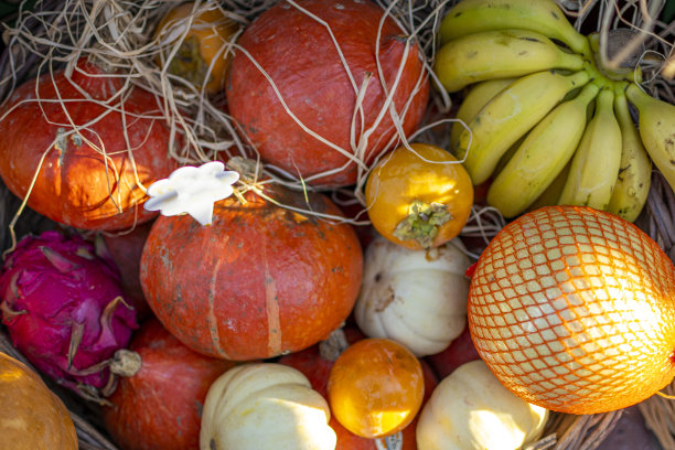街市上的水果图片下载