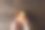 小女孩在清洗橘子。从上面看。图片下载