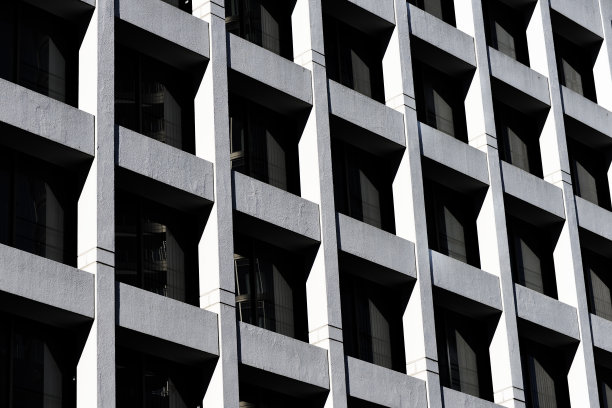 旧办公楼窗户图片下载