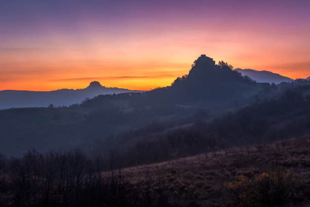 等待日出图片下载