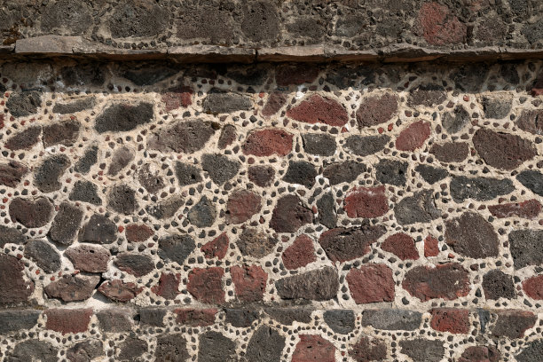 墨西哥特奥蒂瓦坎，阿兹特克金字塔的石墙图片下载