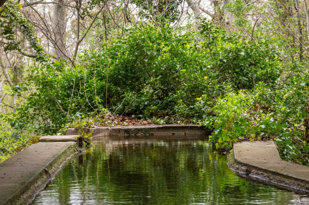 法国南部的风景照片图片下载