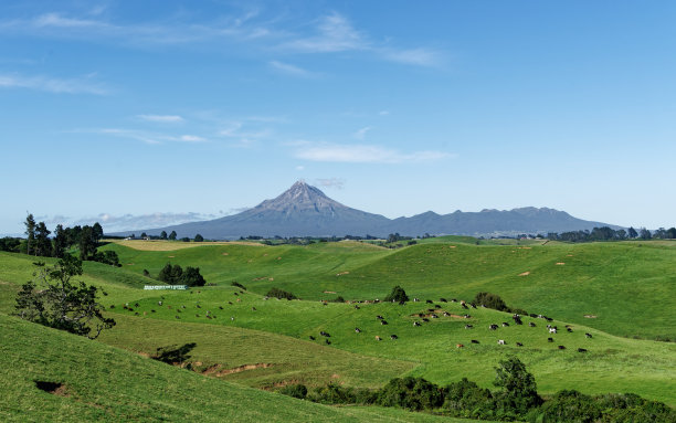 新西兰北岛的塔拉纳基山图片下载