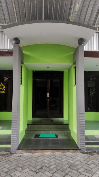 清真寺的前门图片下载